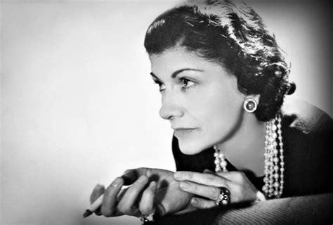 historia coco chanel|coco chanel history and background.